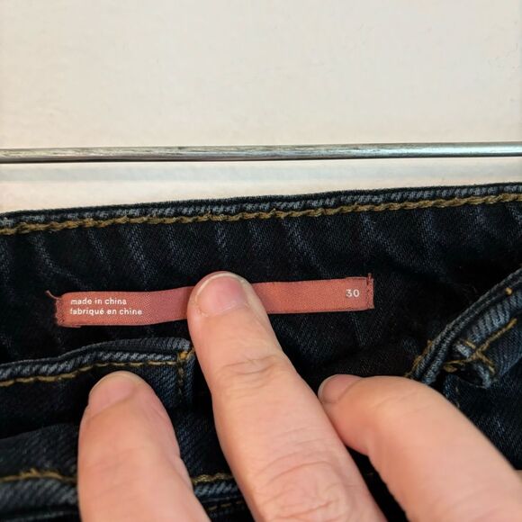 Pilcro Anthropologie Women boho cropped embroidered flower front pocket jeans 30 - Picture 6 of 11